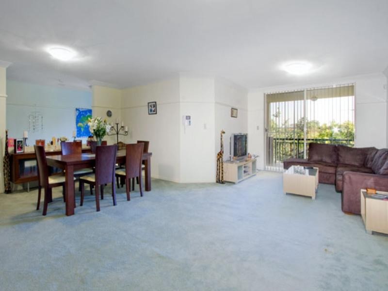18/81 Cecil Avenue, Castle Hill NSW 2154