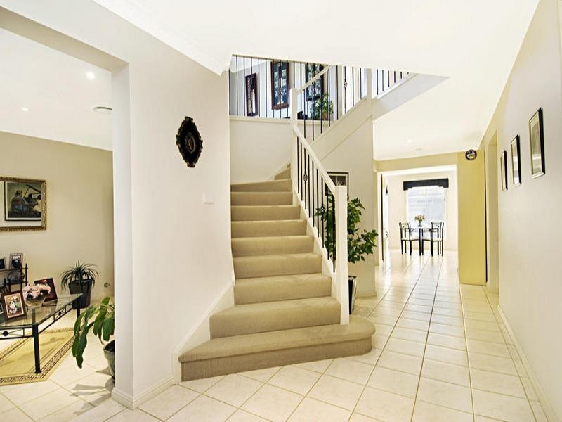 17 Townsend Circuit, Beaumont Hills NSW 2155