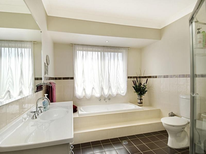 17 Townsend Circuit, Beaumont Hills NSW 2155