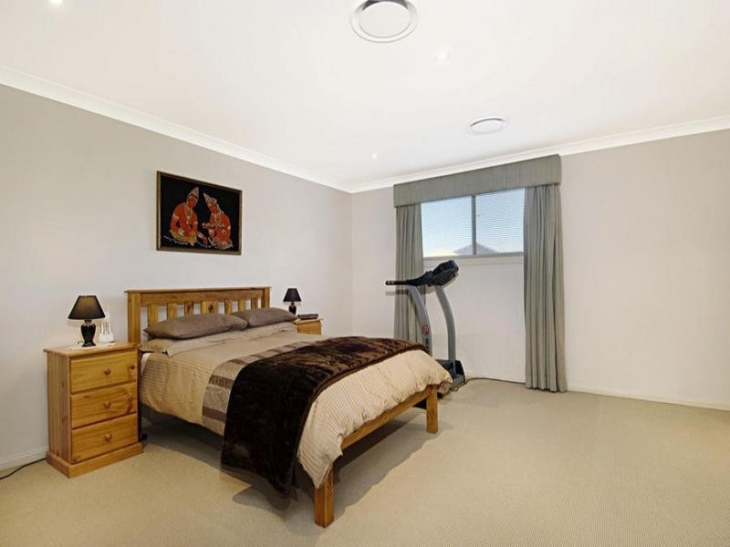 17 Townsend Circuit, Beaumont Hills NSW 2155