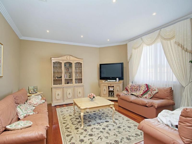 5 Trinity Avenue, Kellyville NSW 2155