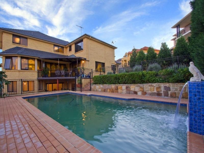 Castle Hill NSW 2154