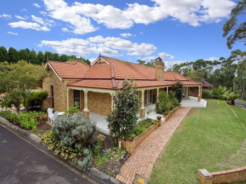 2 Parakeet Place, West Pennant Hills NSW 2125
