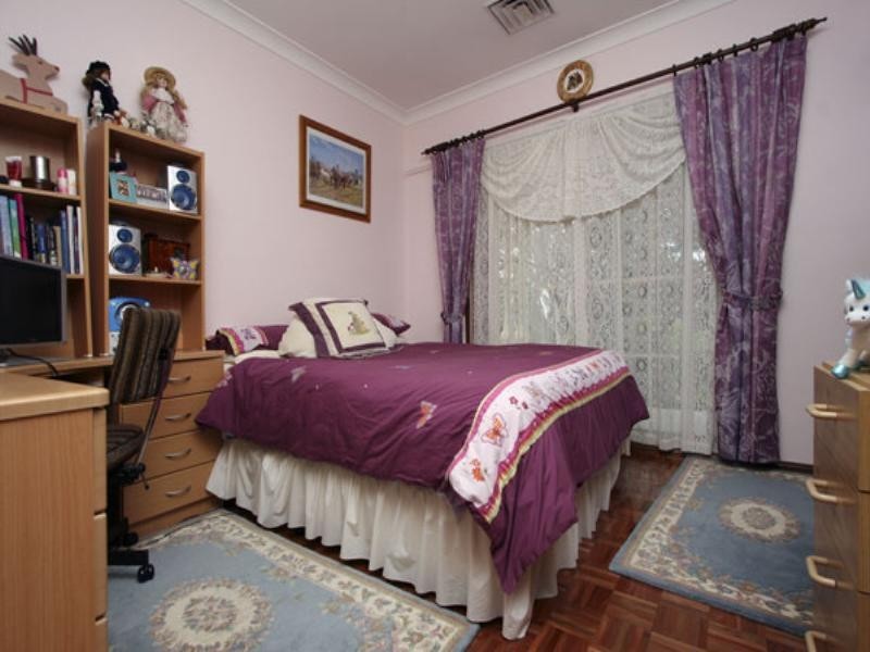 2 Parakeet Place, West Pennant Hills NSW 2125