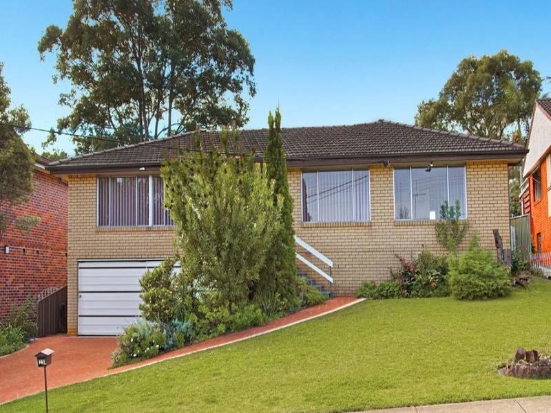 25 Rondelay Drive, Castle Hill NSW 2154
