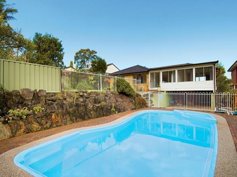 25 Rondelay Drive, Castle Hill NSW 2154