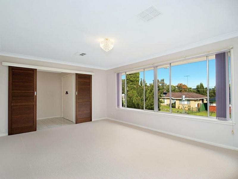 25 Rondelay Drive, Castle Hill NSW 2154