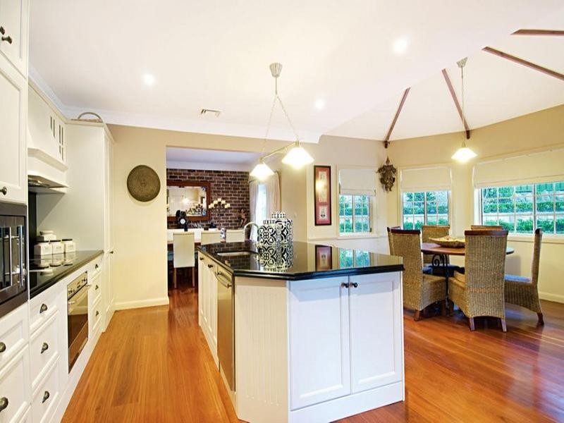 32 Redwood Close, Castle Hill NSW 2154