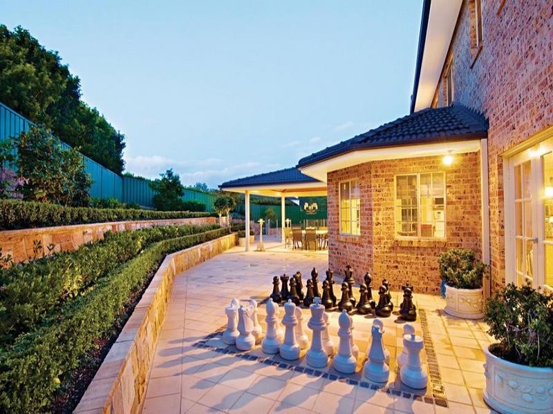 32 Redwood Close, Castle Hill NSW 2154