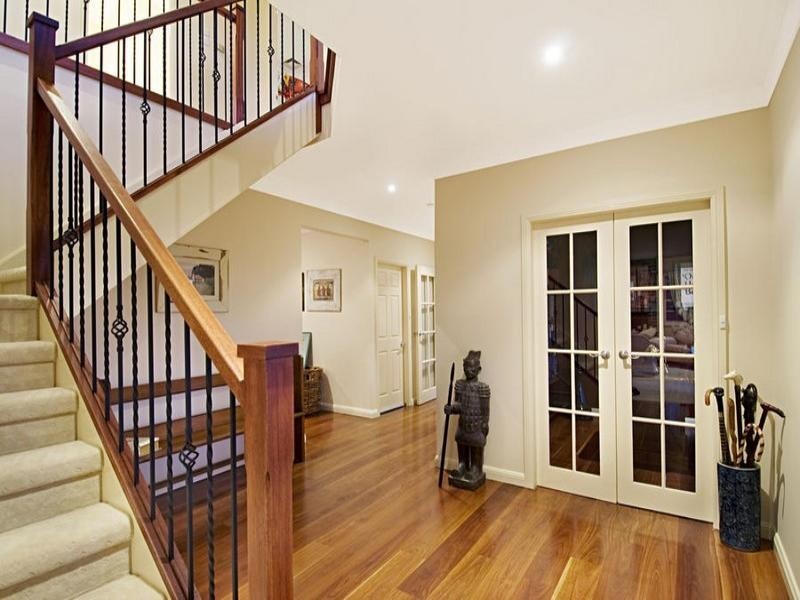 32 Redwood Close, Castle Hill NSW 2154