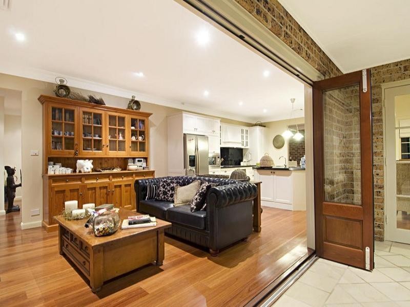 32 Redwood Close, Castle Hill NSW 2154