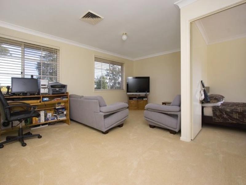 1 Penrhyn Place, Castle Hill NSW 2154