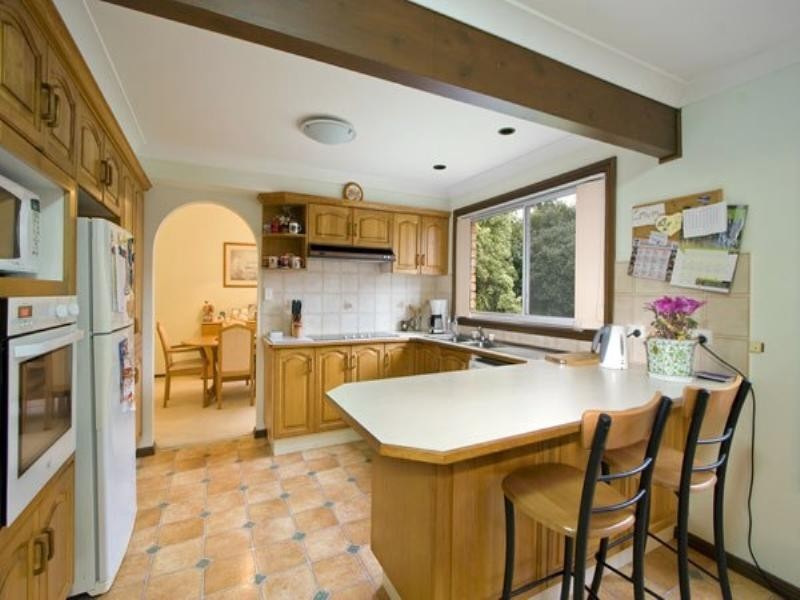 6 Gooraway Drive, Castle Hill NSW 2154