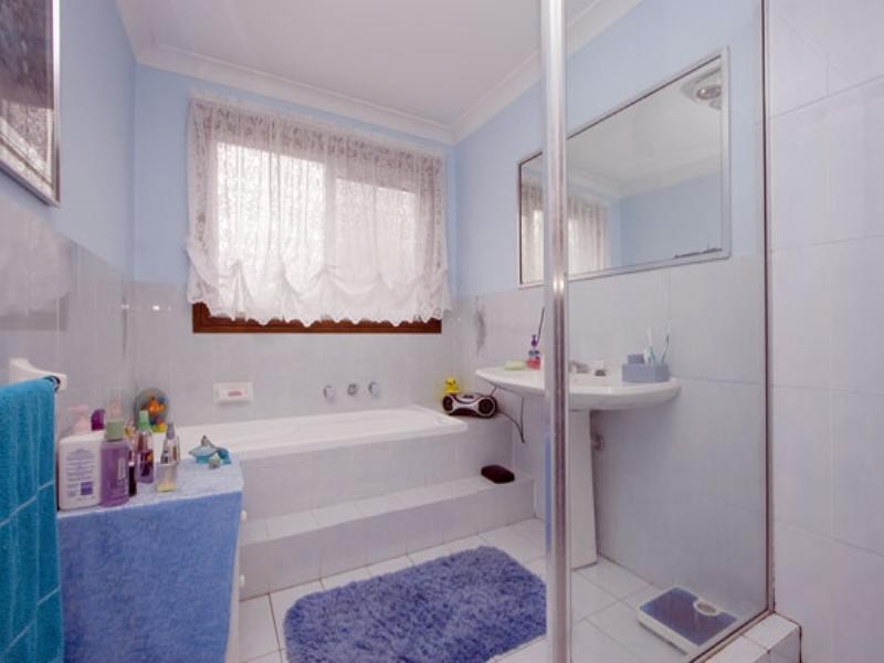 6 Gooraway Drive, Castle Hill NSW 2154