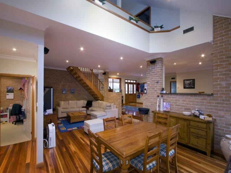 16 Kirkcaldy Circuit, Kellyville NSW 2155