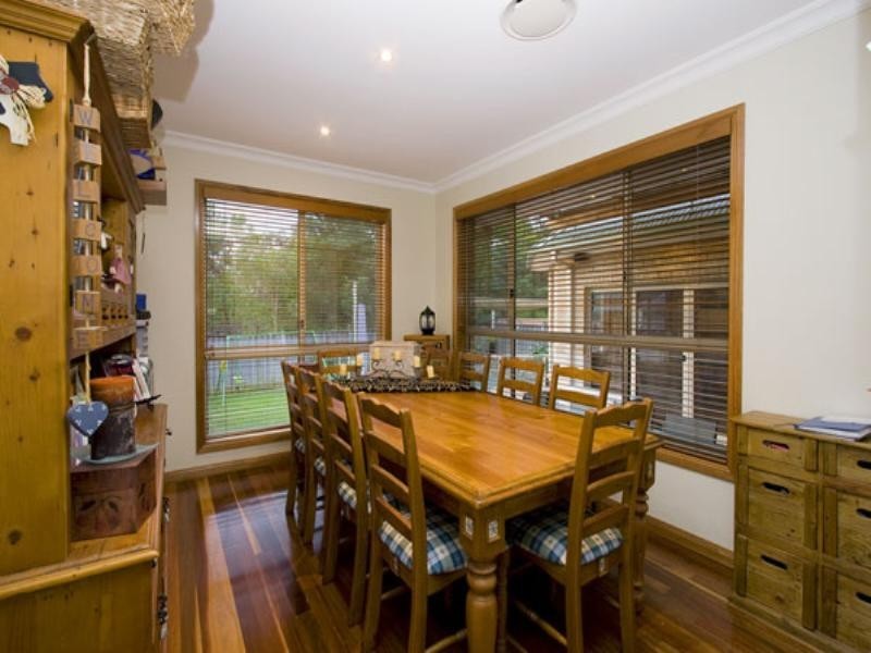 16 Kirkcaldy Circuit, Kellyville NSW 2155