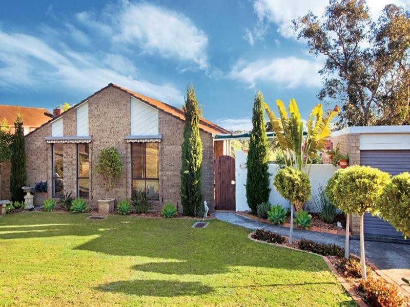16 Battlement Crescent, Castle Hill NSW 2154