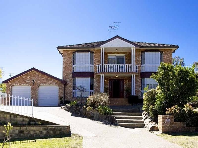 27 Galahad Crescent, Castle Hill NSW 2154