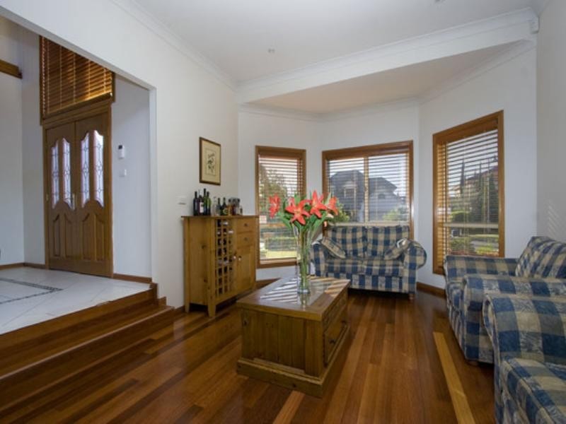 162 Brampton Drive, Beaumont Hills NSW 2155