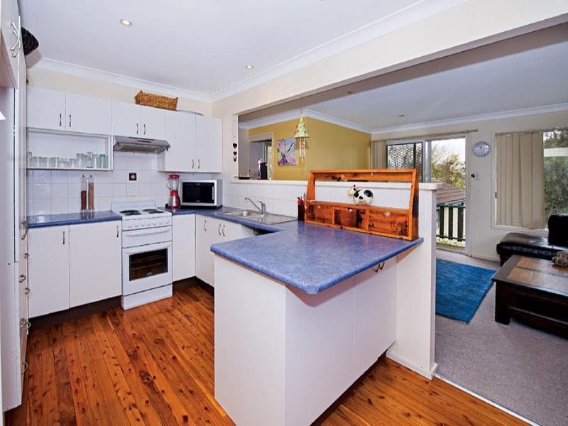 17 Nowland Steet, Seven Hills NSW 2147