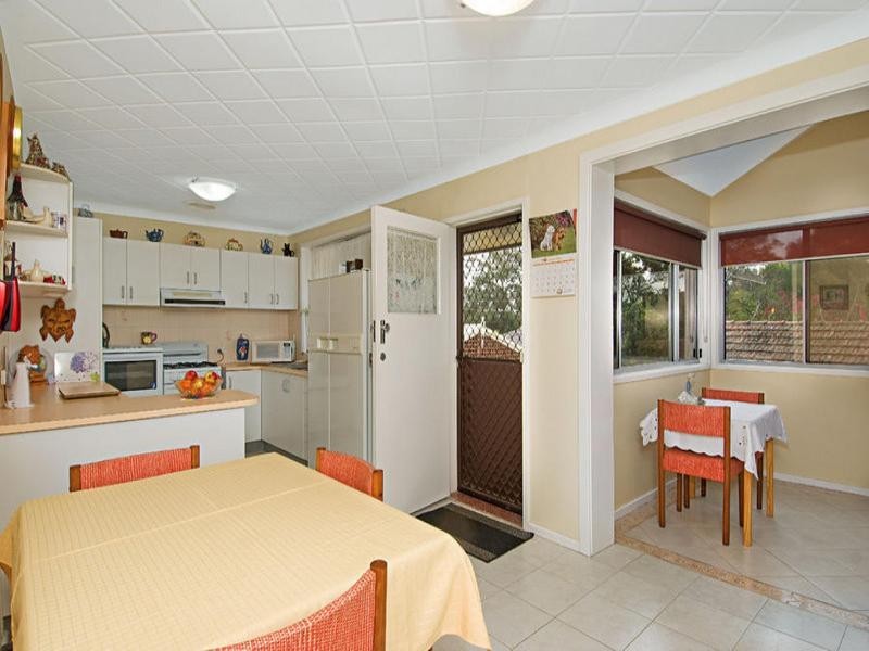 8 Gregory Avenue, Baulkham Hills NSW 2153