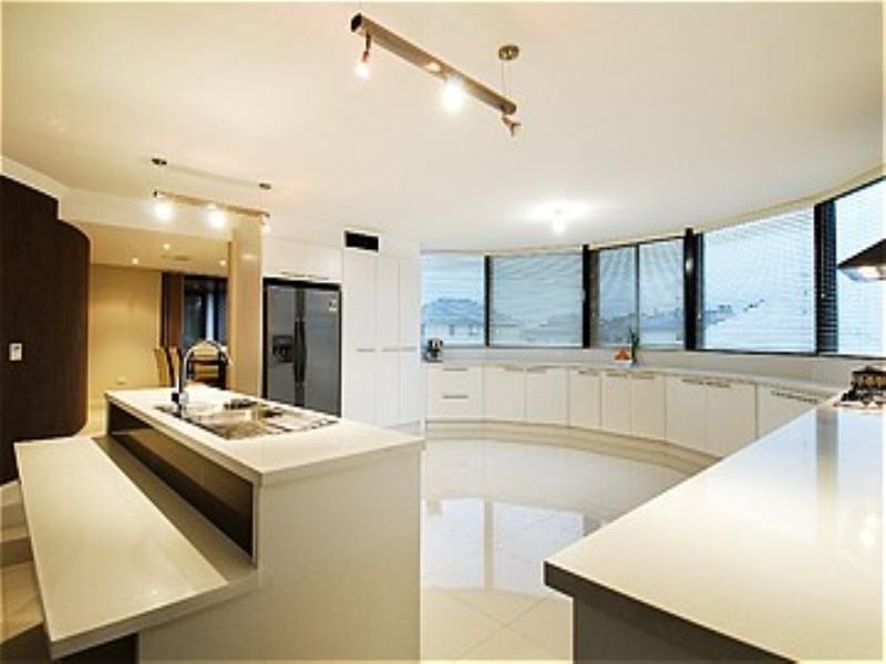 2 Oakwood Place, Kellyville NSW 2155