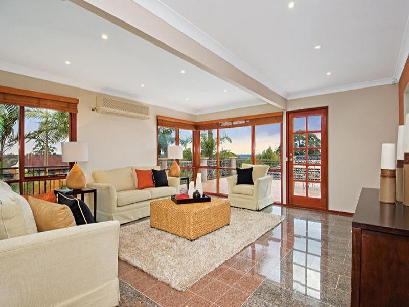 4 Tamboura Avenue, Baulkham Hills NSW 2153