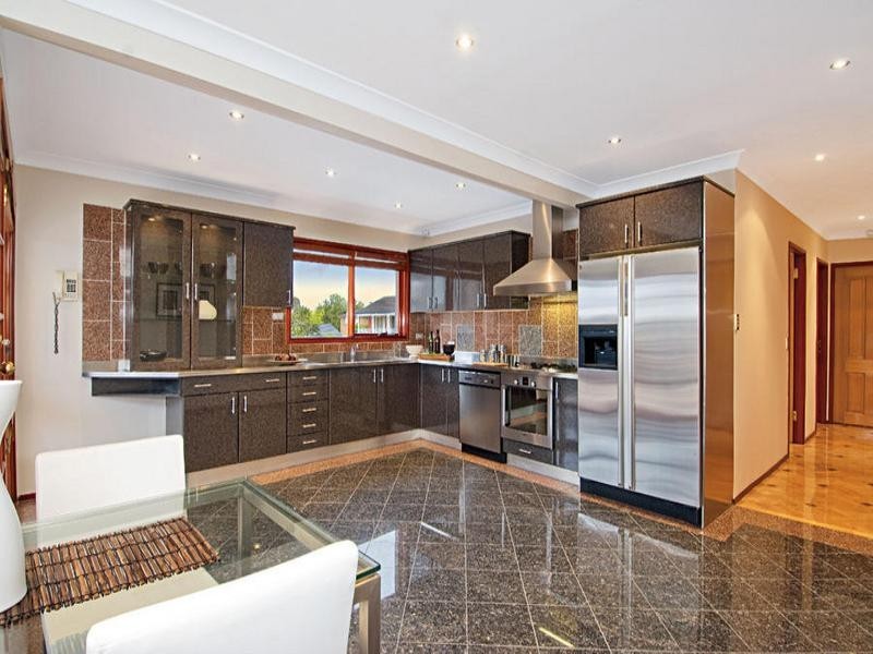 4 Tamboura Avenue, Baulkham Hills NSW 2153