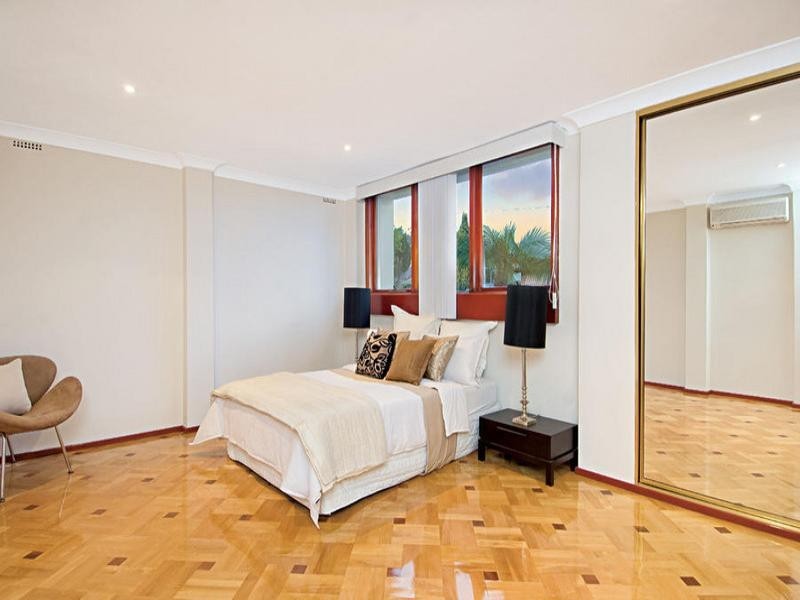 4 Tamboura Avenue, Baulkham Hills NSW 2153