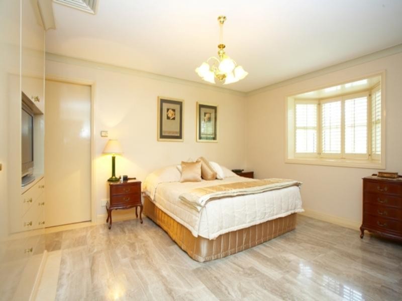 28 Ulundri Drive, Castle Hill NSW 2154