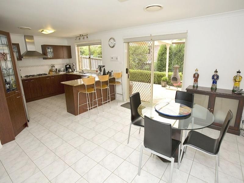 10 Bordeaux Crescent, Castle Hill NSW 2154