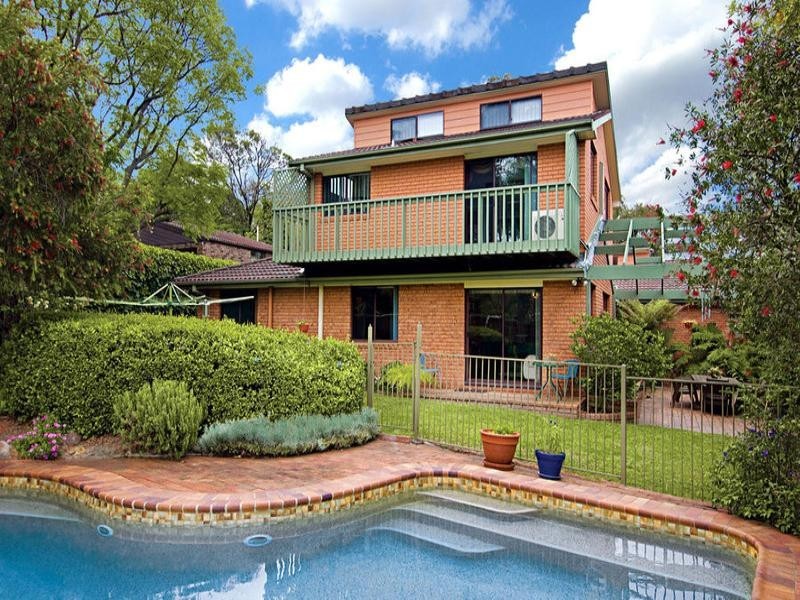4 Moutrie Place, Castle Hill NSW 2154