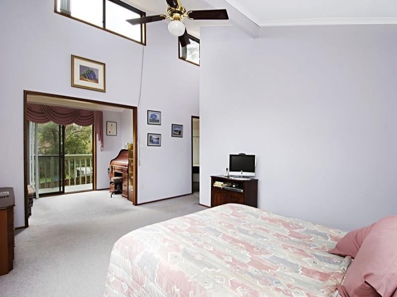 4 Moutrie Place, Castle Hill NSW 2154