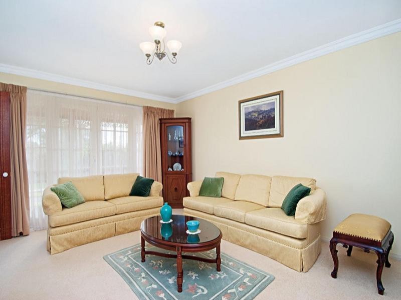 15 Jupiter Street, Winston Hills NSW 2153