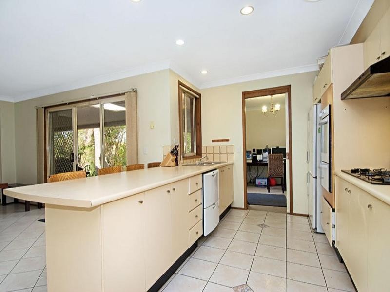 41 Mackillop Drive, Baulkham Hills NSW 2153