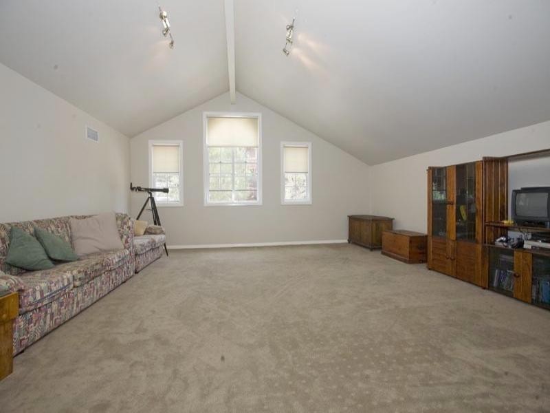 124 Ridgecrop Drive, Castle Hill NSW 2154