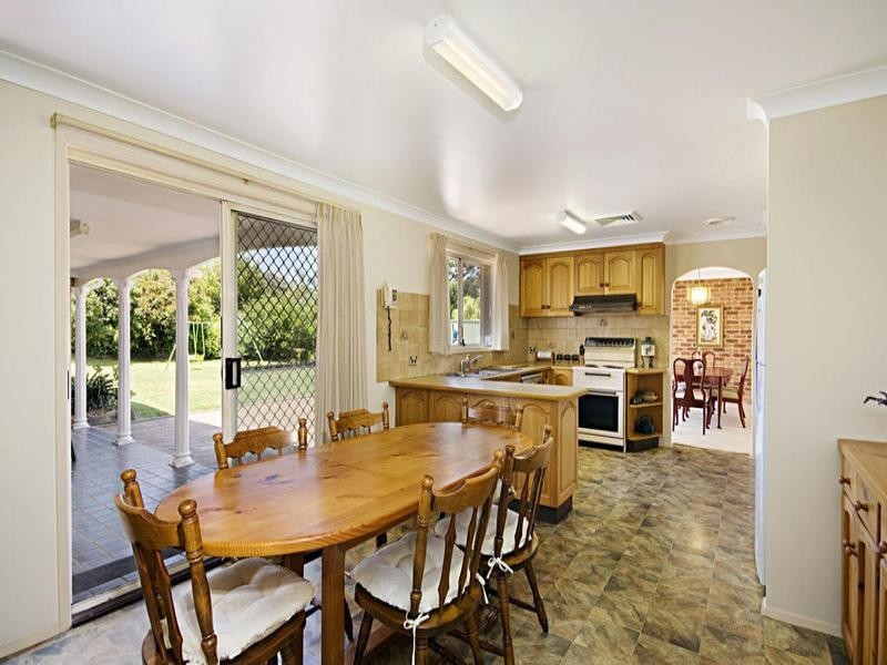 40 Middleton Avenue, Castle Hill NSW 2154