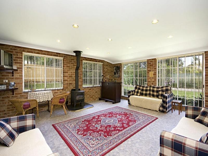 40 Middleton Avenue, Castle Hill NSW 2154