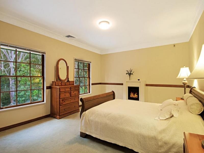 27 Copperleaf Way, Castle Hill NSW 2154