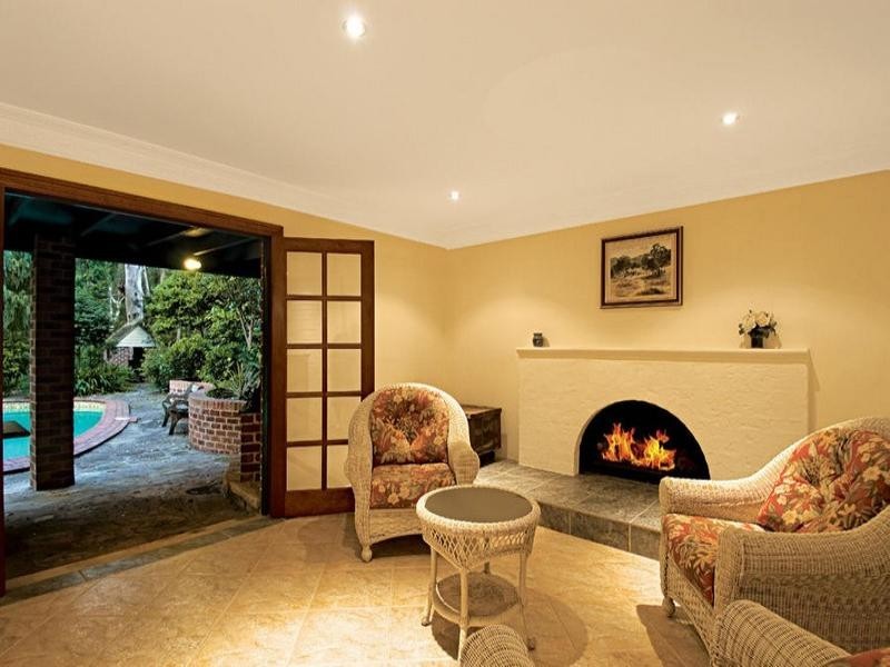 27 Copperleaf Way, Castle Hill NSW 2154