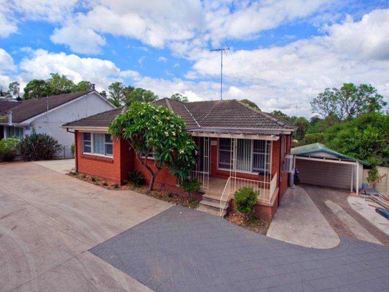 22 Garthowen Crescent, Castle Hill NSW 2154