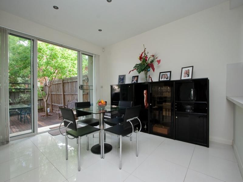 8/40 Dobson Crescent, Baulkham Hills NSW 2153