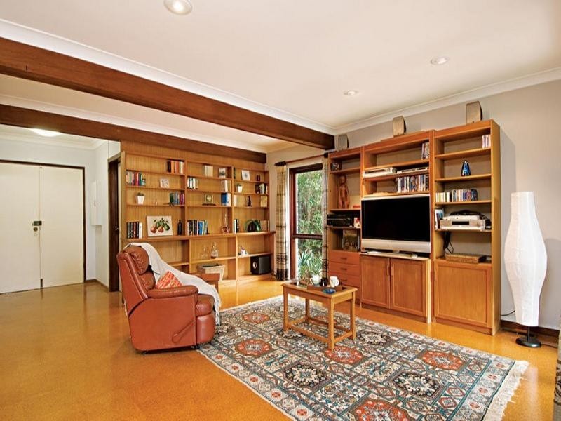 8 Yarralumla Drive, Carlingford NSW 2118