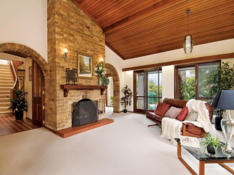 8 Yarralumla Drive, Carlingford NSW 2118