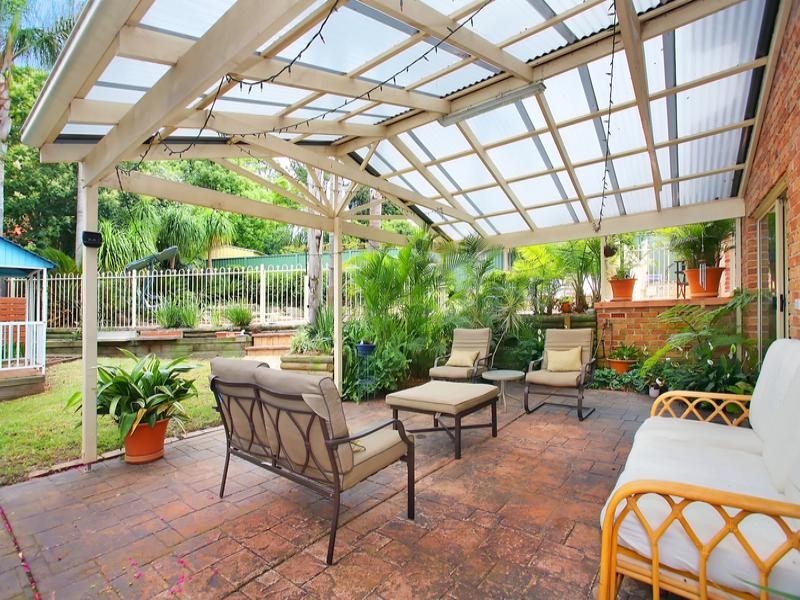 32 Candlebush Crescent, Castle Hill NSW 2154