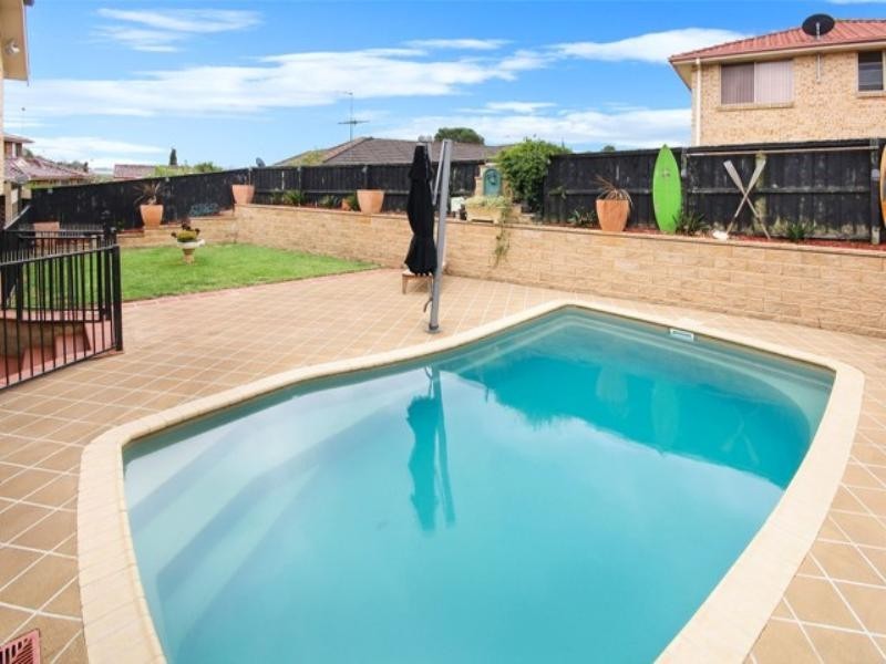 68 Crestview Drive, Glenwood NSW 2768