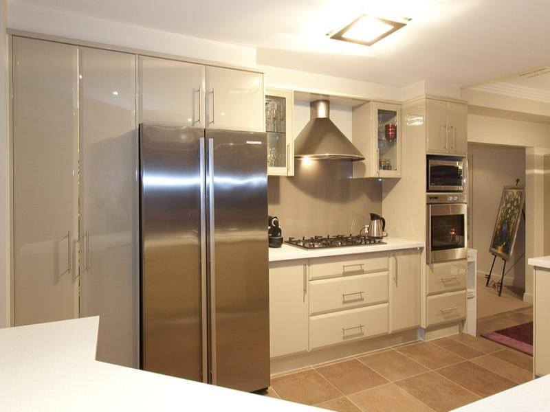 17 Pipersbrook Crescent, Bella Vista NSW 2153