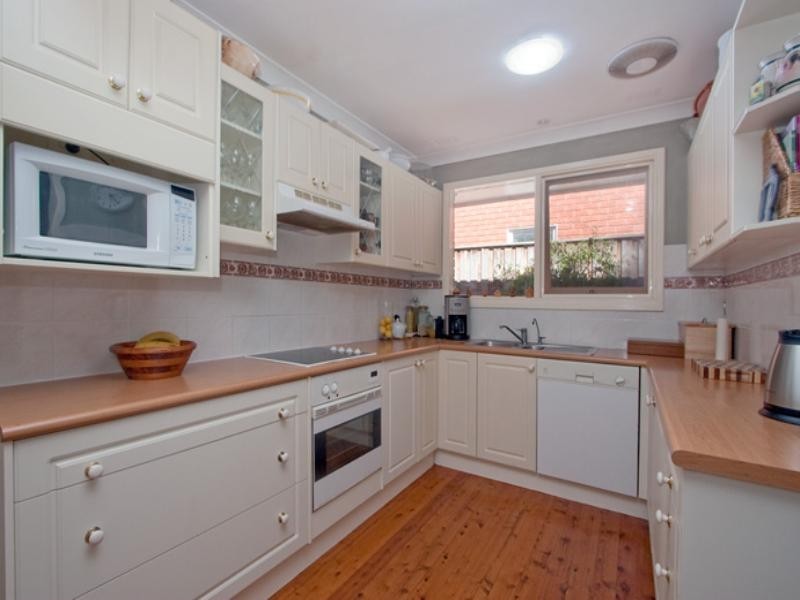 17 Cambewarra Avenue, Castle Hill NSW 2154