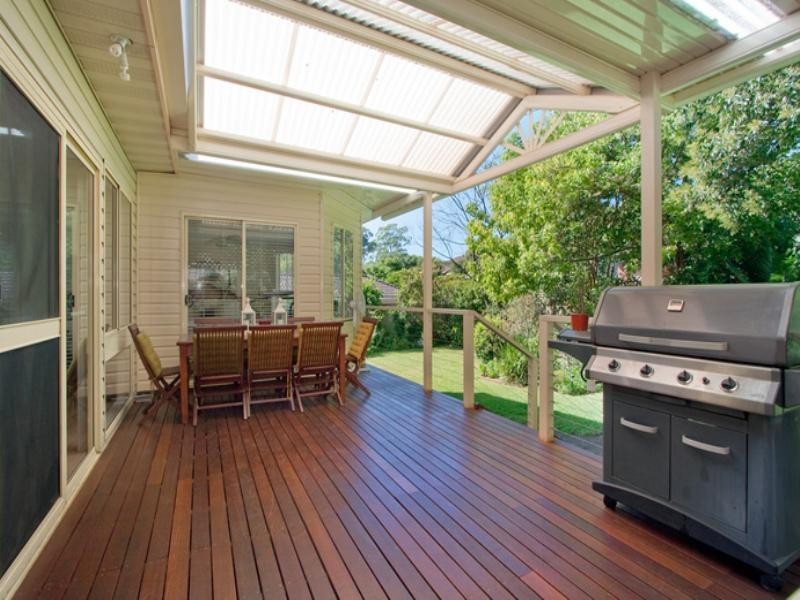 17 Cambewarra Avenue, Castle Hill NSW 2154