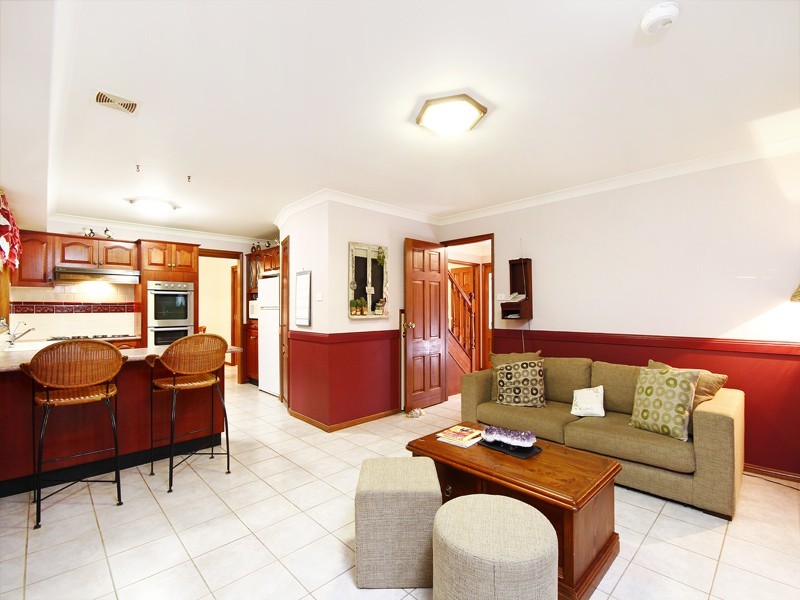 25 Kimberley Court, Bella Vista NSW 2153